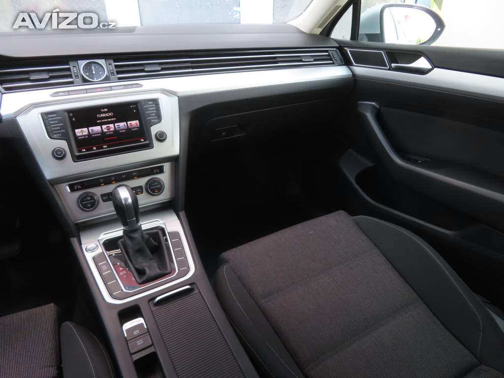 Foto inzerátu Volkswagen Passat 1.6 TDI