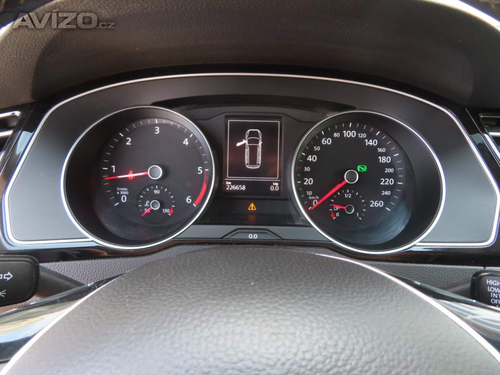 Foto inzerátu Volkswagen Passat 1.6 TDI