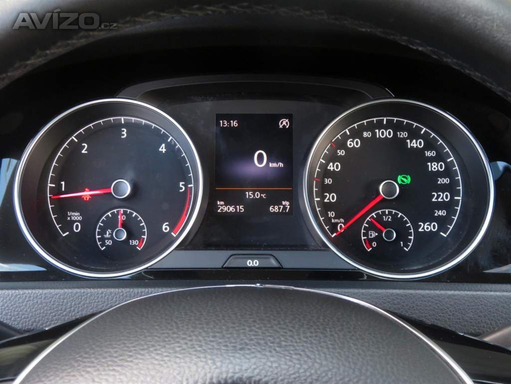 Foto inzerátu Volkswagen Golf 2.0 TDI