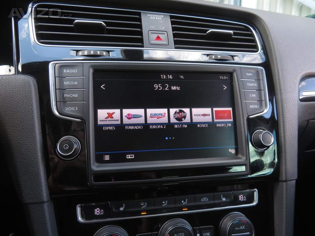 Foto inzerátu Volkswagen Golf 2.0 TDI