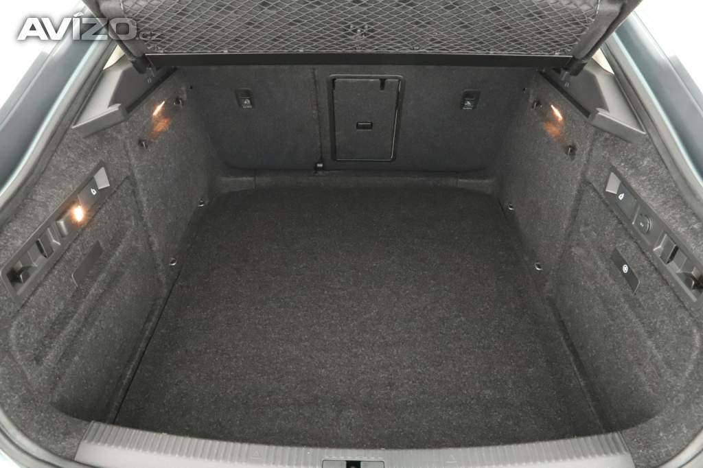 Foto inzerátu Škoda Superb 2.0 TSI