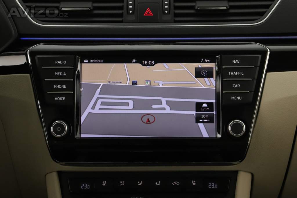 Foto inzerátu Škoda Superb 2.0 TSI