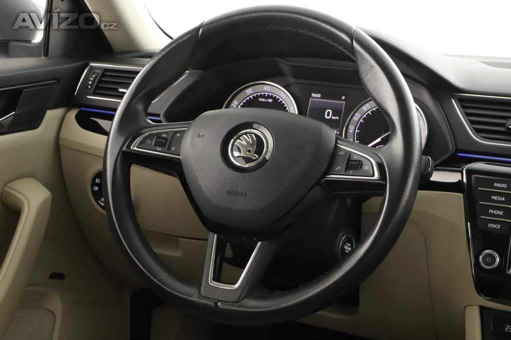 Foto inzerátu Škoda Superb 2.0 TSI