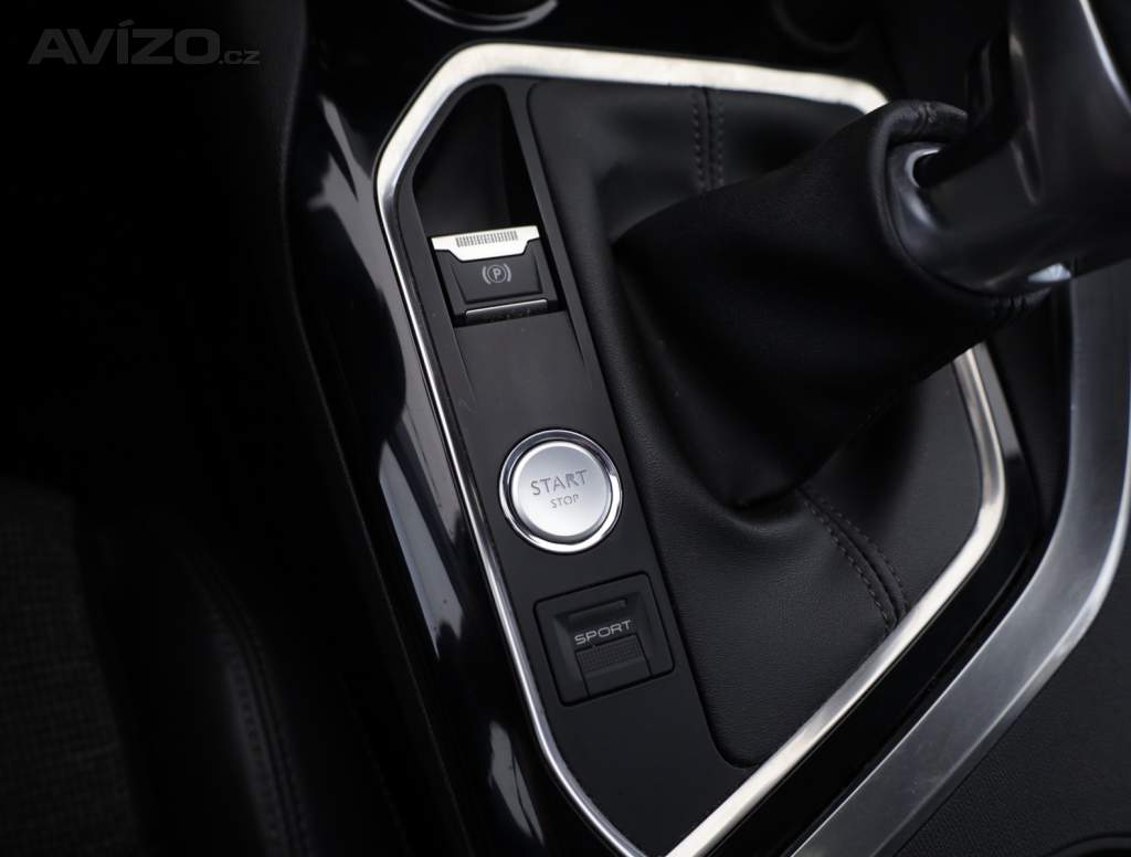 Foto inzerátu Peugeot 3008 2.0 BlueHDi