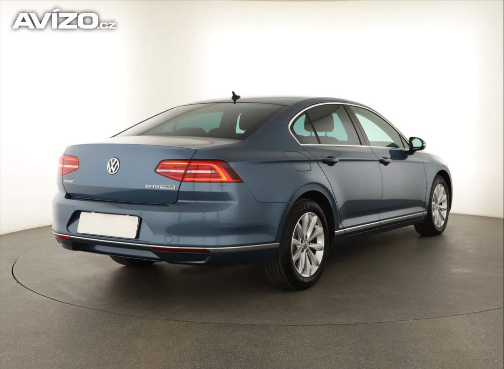 Foto inzerátu Volkswagen Passat 2.0 TDI