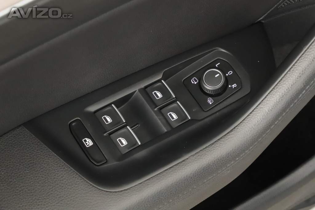 Foto inzerátu Volkswagen Passat 2.0 TDI