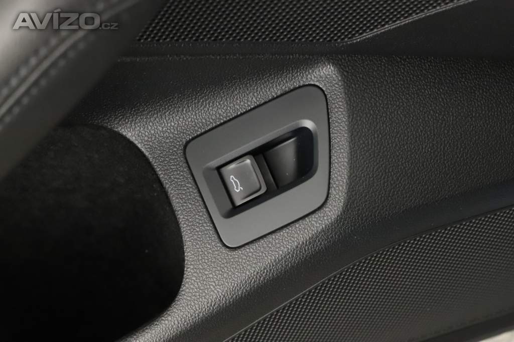 Foto inzerátu Volkswagen Passat 2.0 TDI