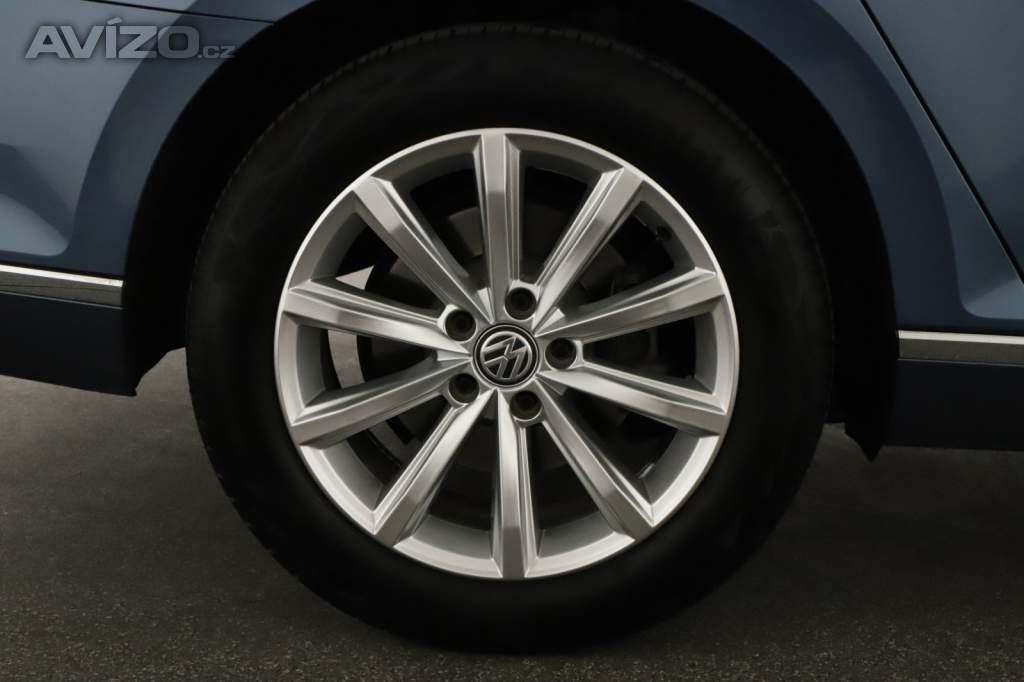 Foto inzerátu Volkswagen Passat 2.0 TDI