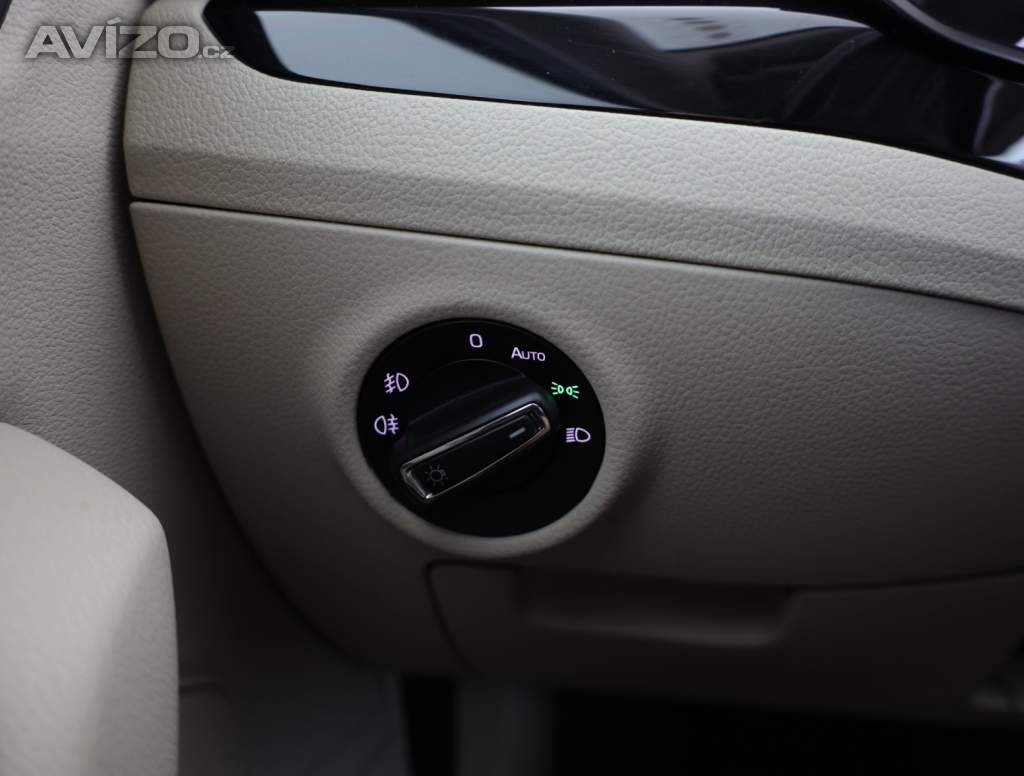 Foto inzerátu Škoda Superb 2.0 TDI