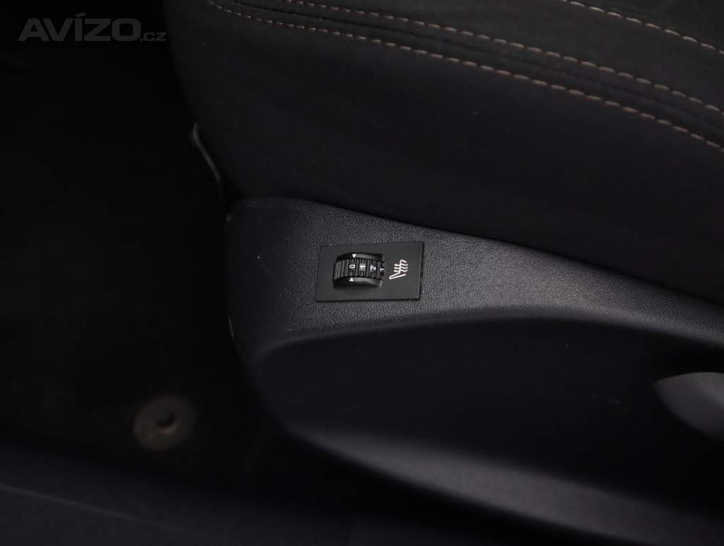 Foto inzerátu Peugeot 2008 1.2 PureTech