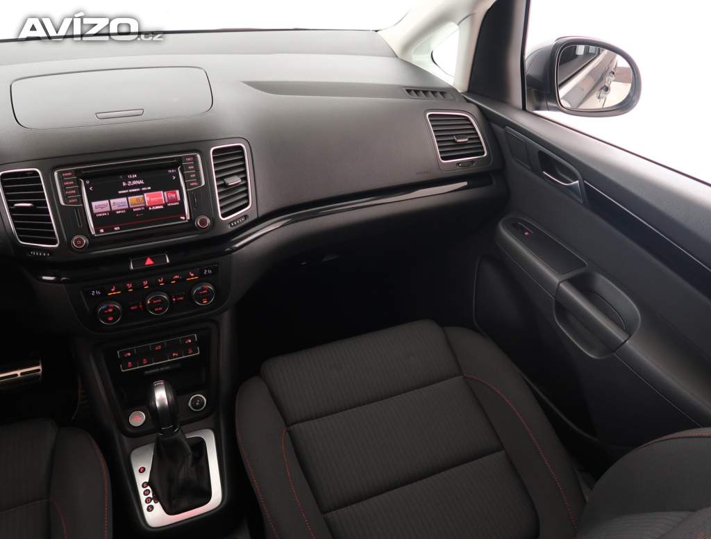 Foto inzerátu Volkswagen Sharan 2.0 TDI