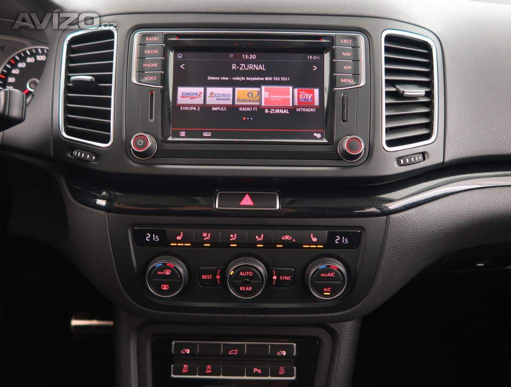 Foto inzerátu Volkswagen Sharan 2.0 TDI