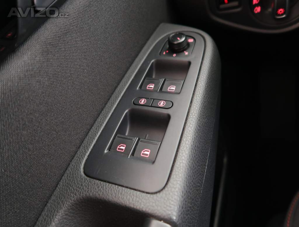 Foto inzerátu Volkswagen Sharan 2.0 TDI