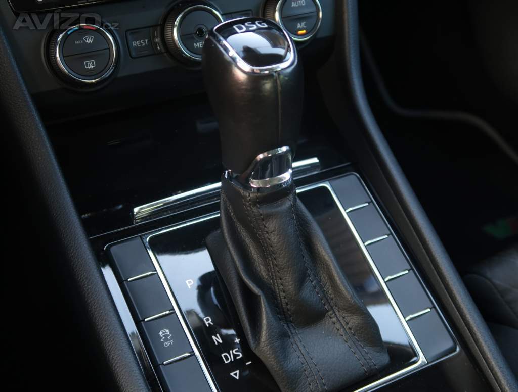 Foto inzerátu Škoda Superb 2.0 TDI