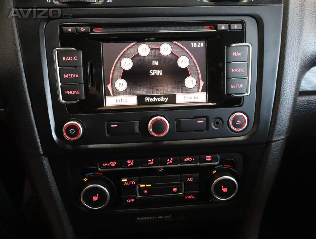 Foto inzerátu Volkswagen Golf 1.6 TDI