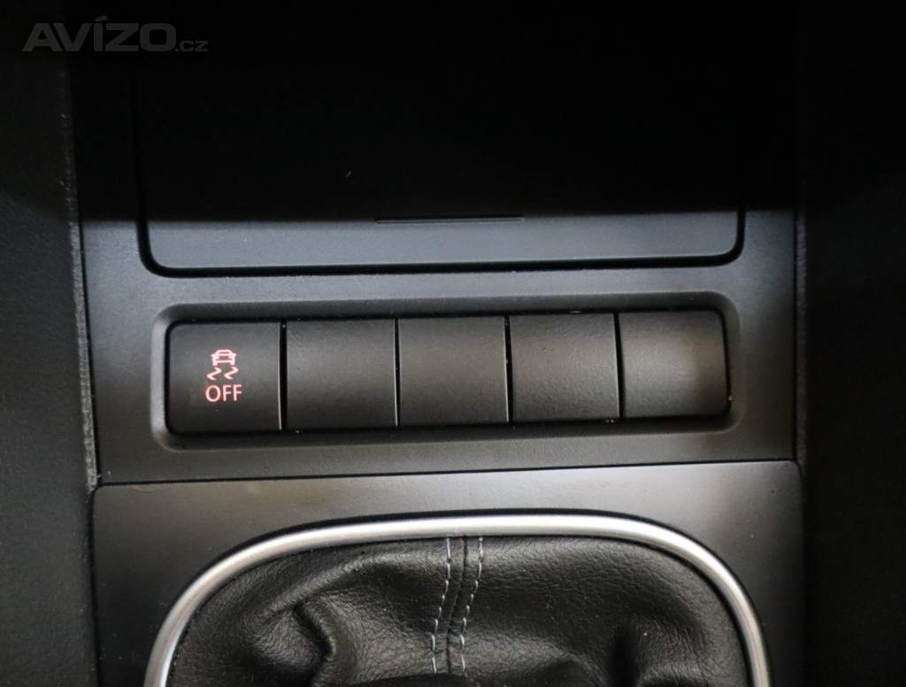 Foto inzerátu Volkswagen Golf 1.6 TDI