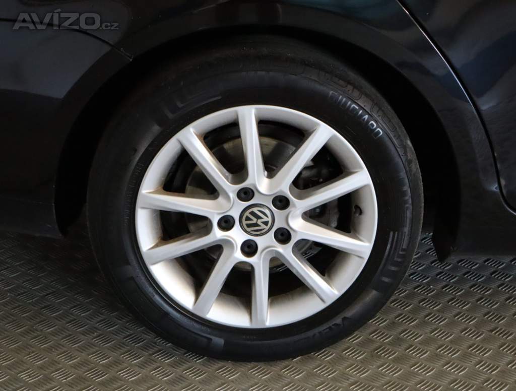 Foto inzerátu Volkswagen Golf 1.6 TDI