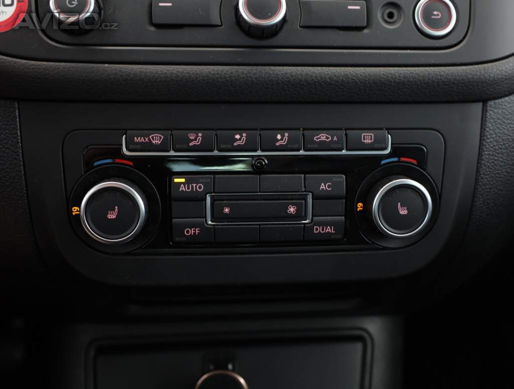 Foto inzerátu Volkswagen Golf 2.0 TDI