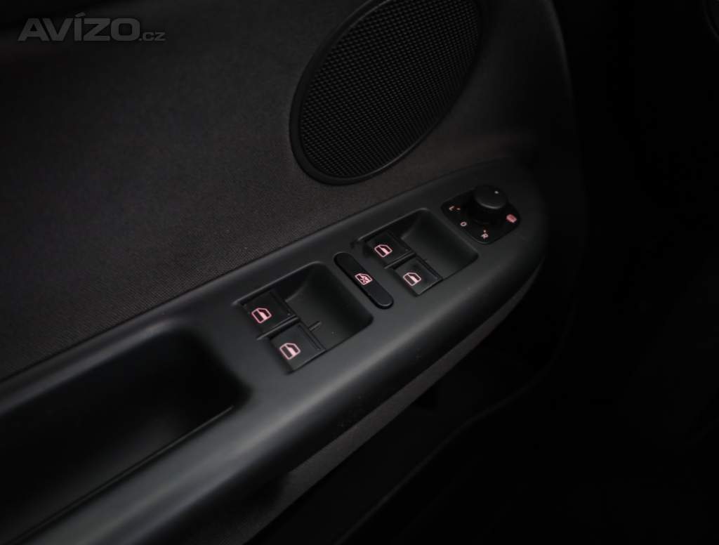 Foto inzerátu Volkswagen Golf 2.0 TDI