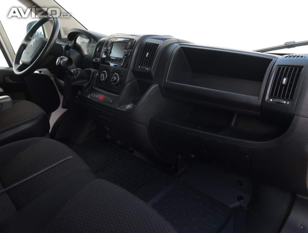 Foto inzerátu Citroën Jumper 2.2 BlueHDi