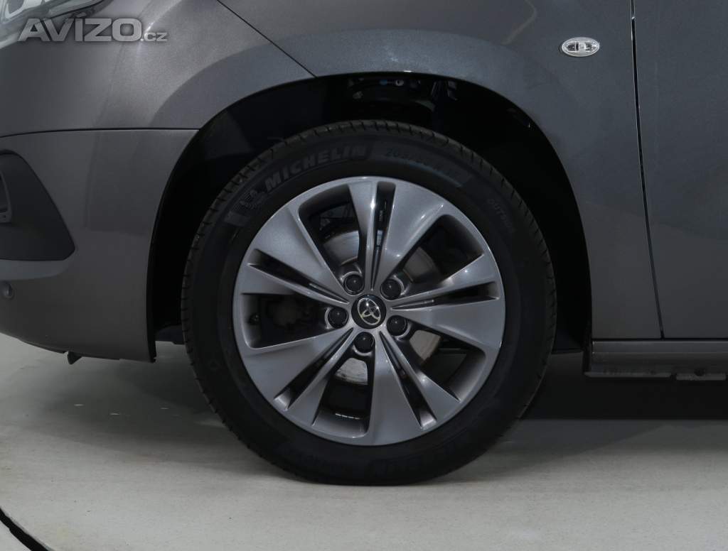 Foto inzerátu Toyota ProAce City Verso 1.2 T