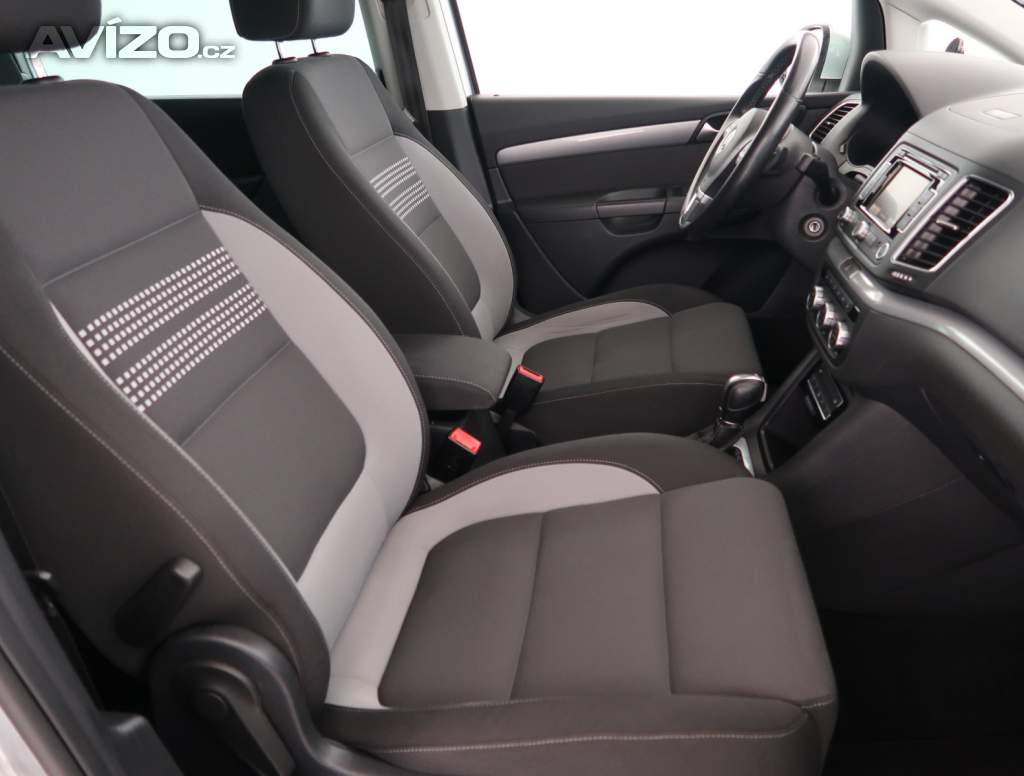 Foto inzerátu Volkswagen Sharan 2.0 TDI