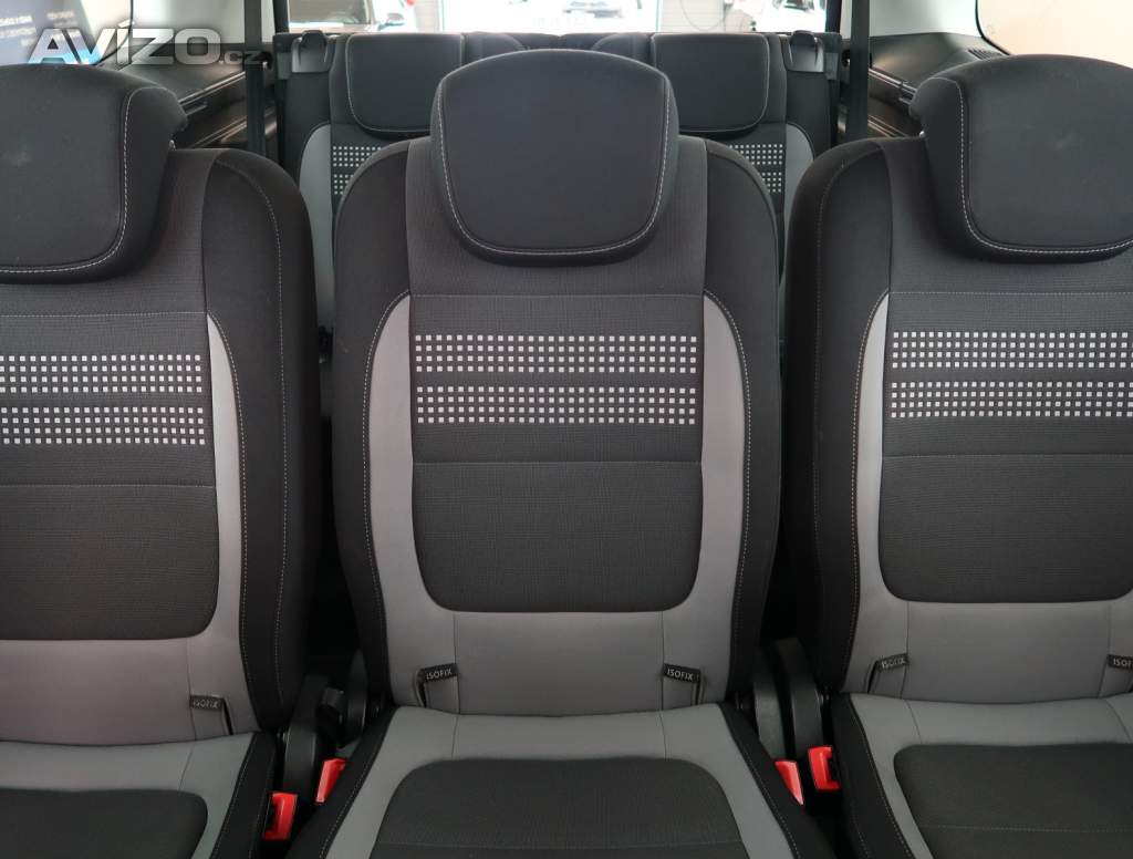 Foto inzerátu Volkswagen Sharan 2.0 TDI