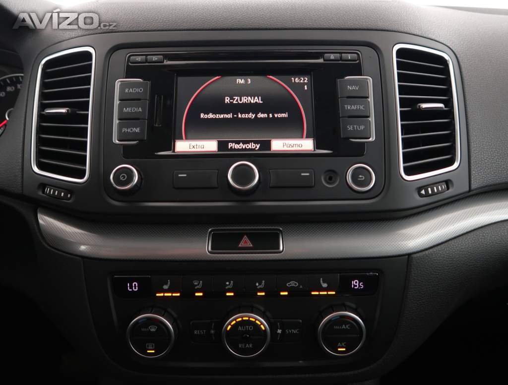 Foto inzerátu Volkswagen Sharan 2.0 TDI