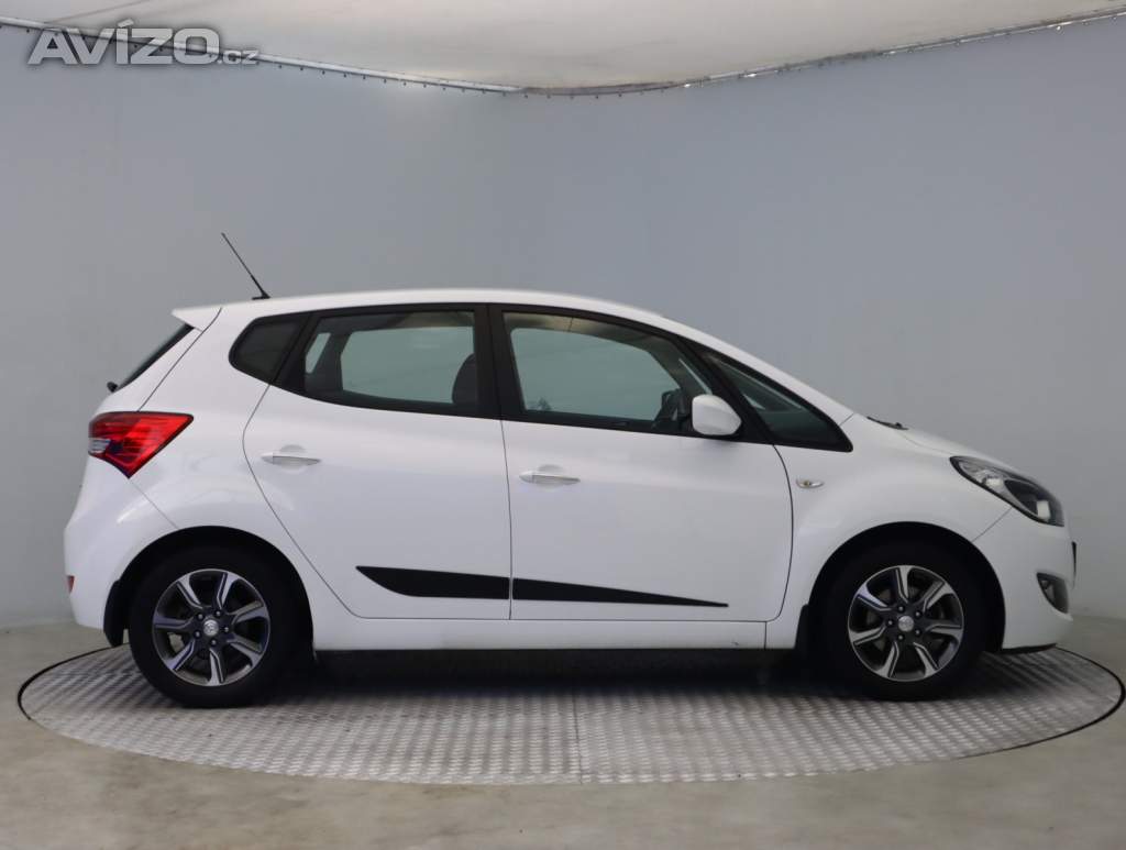 Foto inzerátu Hyundai ix20 1.6 CVVT