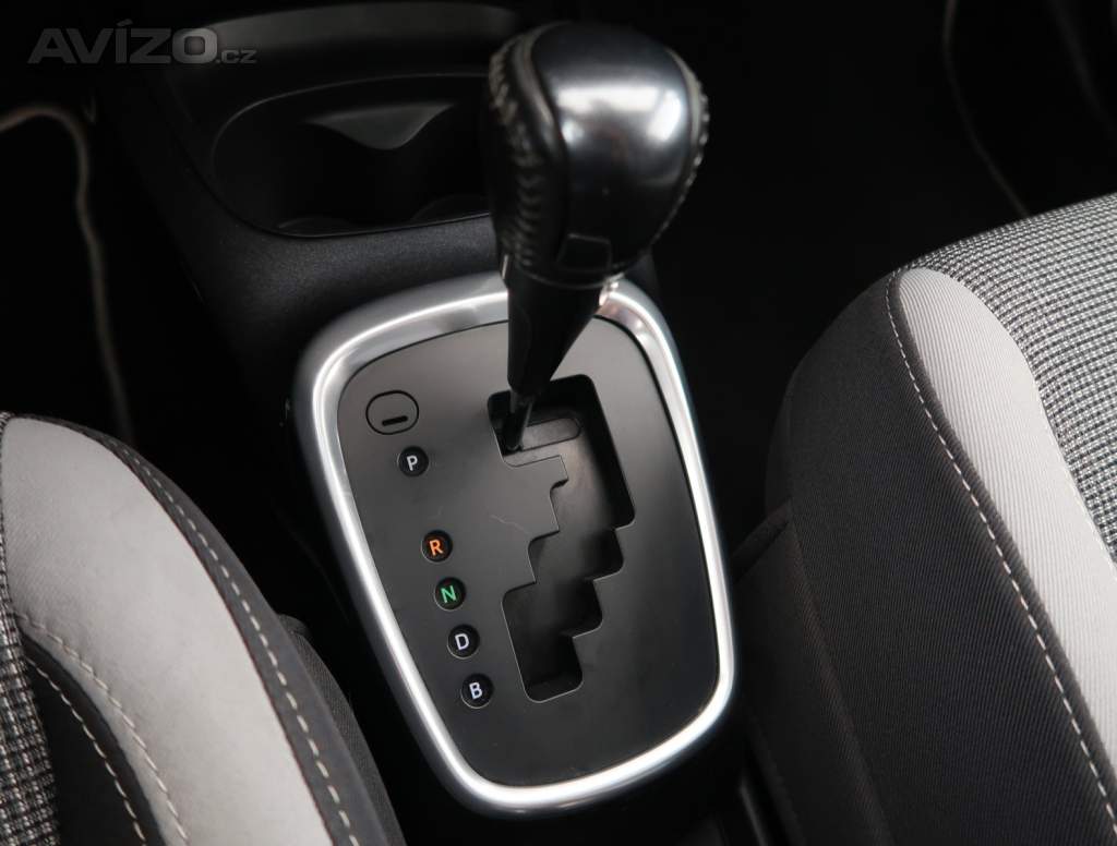 Foto inzerátu Toyota Yaris 1.5 Hybrid