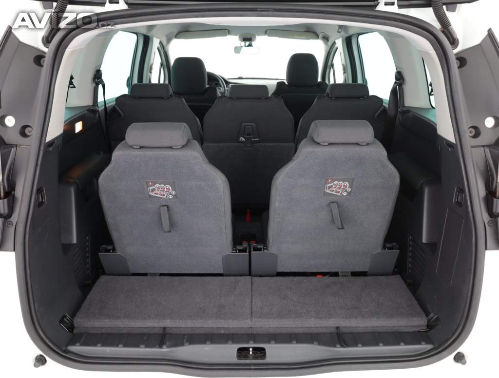 Foto inzerátu Peugeot 5008 1.6 HDi