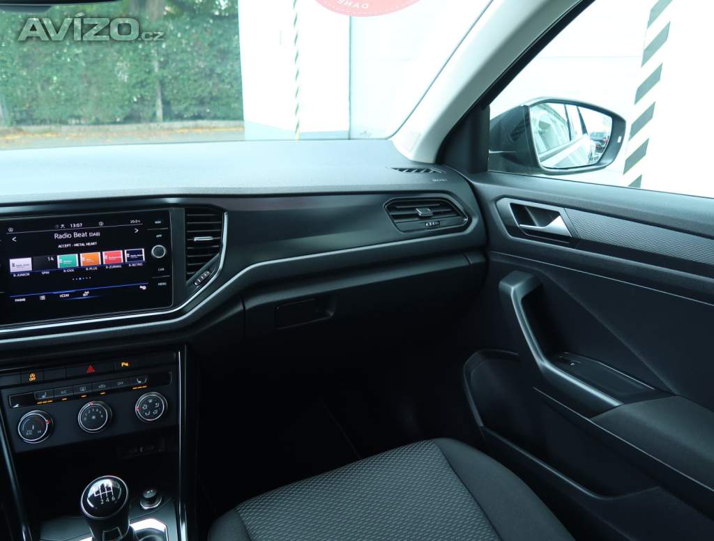 Foto inzerátu Volkswagen T-Roc 1.0 TSI