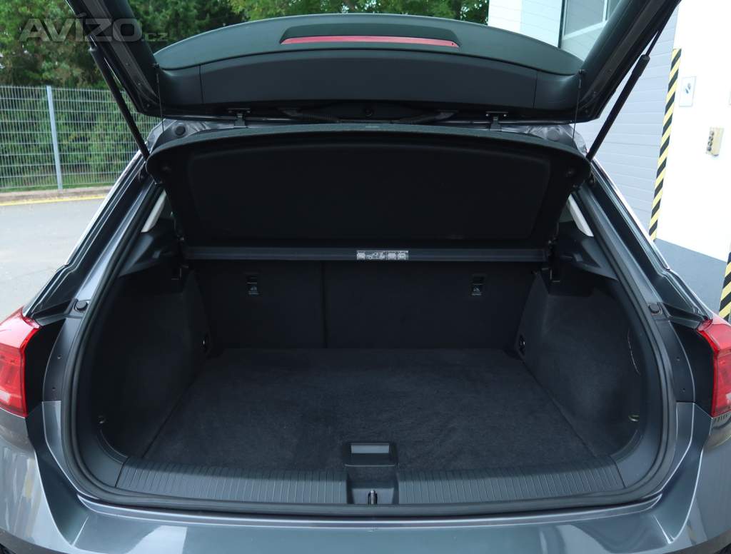 Foto inzerátu Volkswagen T-Roc 1.0 TSI