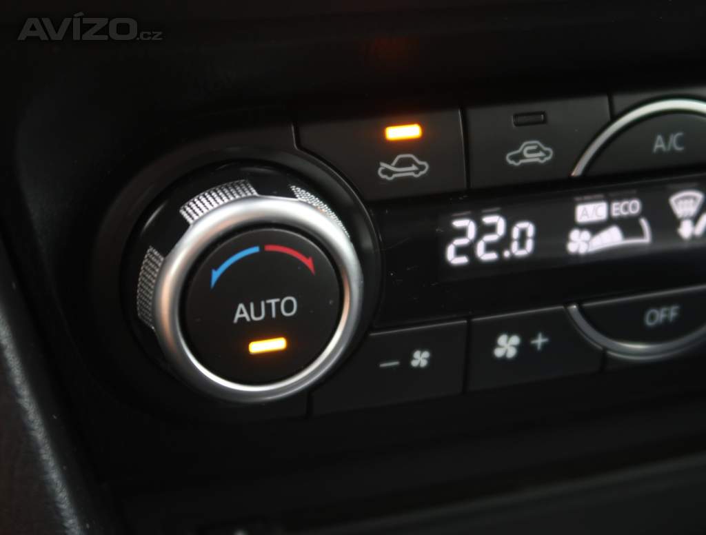 Foto inzerátu Mazda 3 2.0 Skyactiv-G