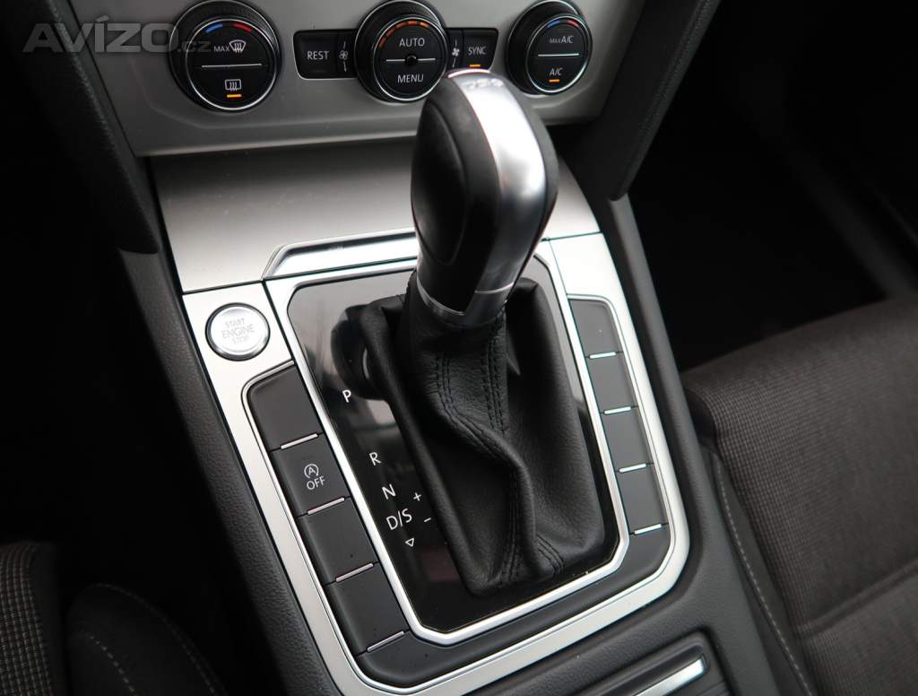 Foto inzerátu Volkswagen Passat 2.0 TDI