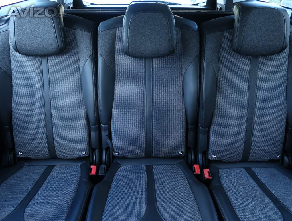 Foto inzerátu Peugeot 5008 PureTech 130