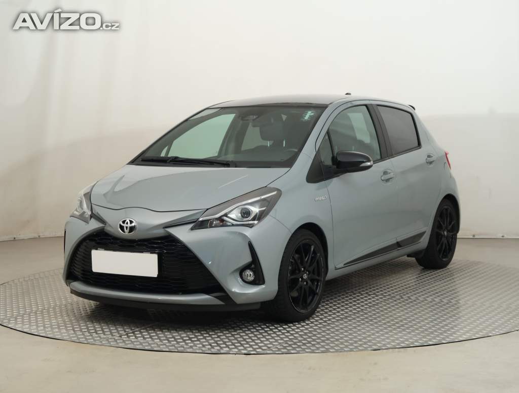 Foto inzerátu Toyota Yaris 1.5 Hybrid