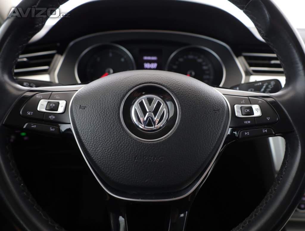 Foto inzerátu Volkswagen Passat 2.0 TDI
