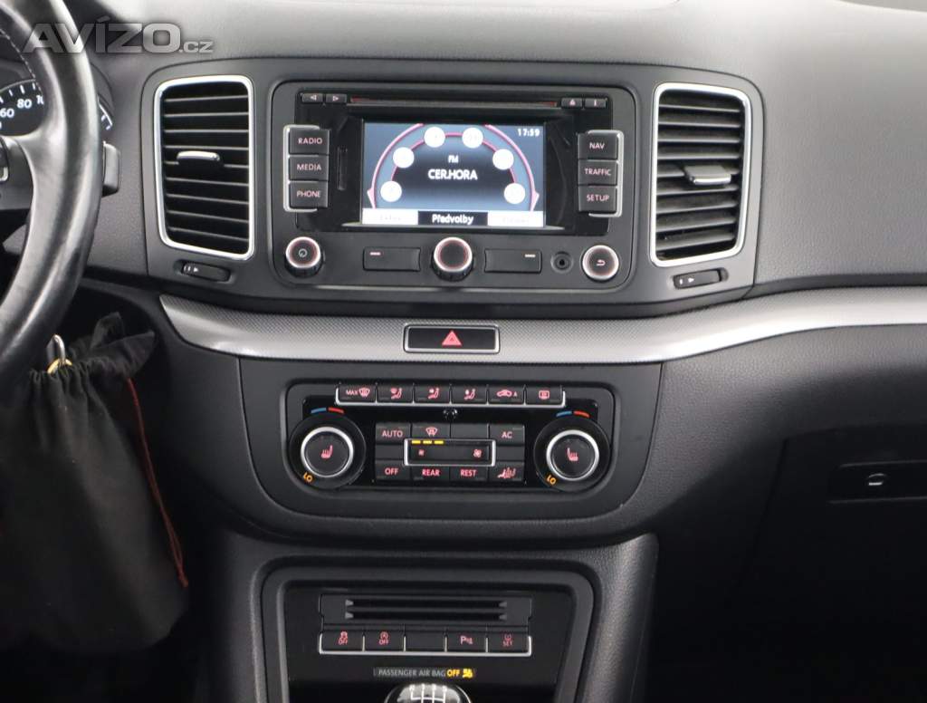 Foto inzerátu Volkswagen Sharan 2.0 TDI