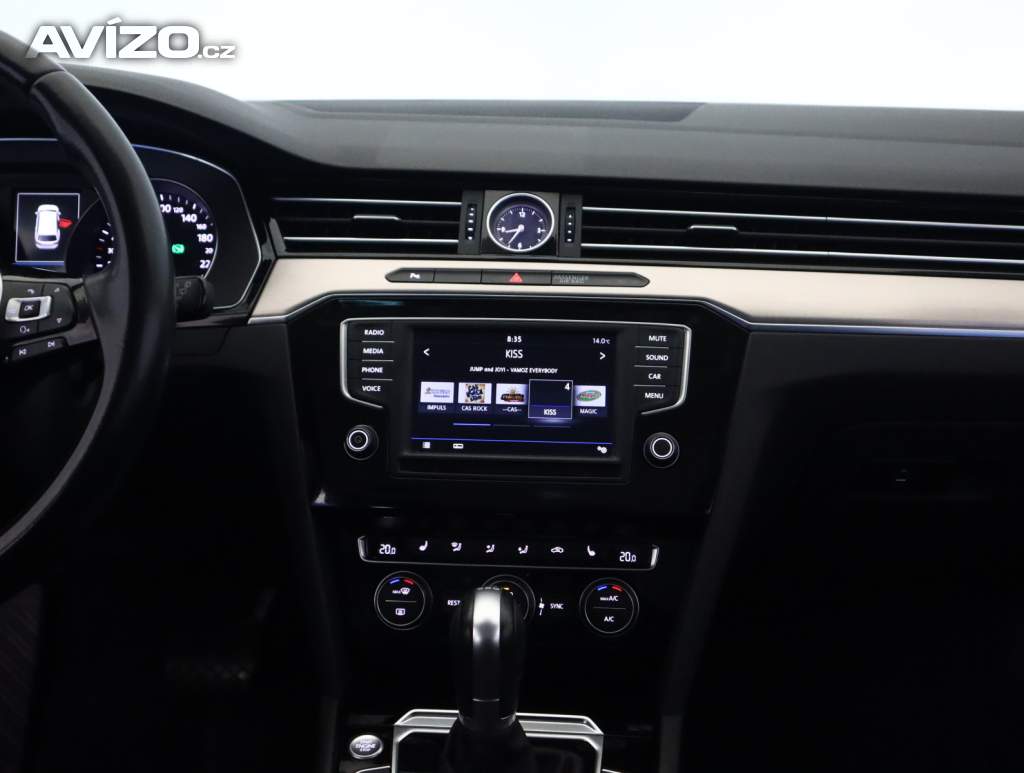 Foto inzerátu Volkswagen Passat 2.0 TDI