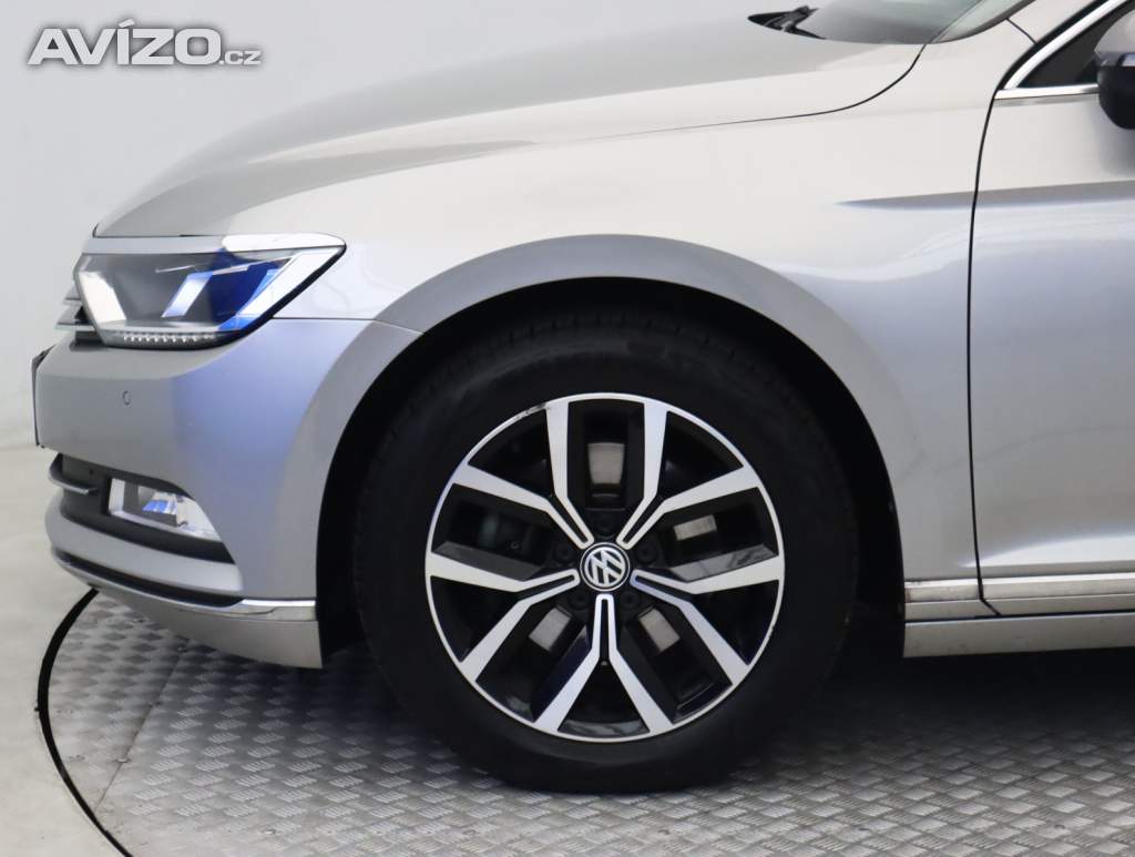 Foto inzerátu Volkswagen Passat 2.0 TDI