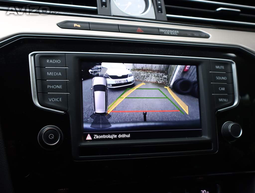 Foto inzerátu Volkswagen Passat 2.0 TDI