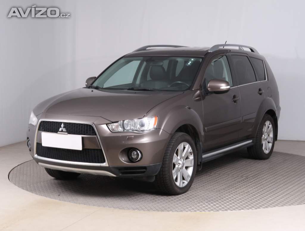 Foto inzerátu Mitsubishi Outlander 2.2 DI-D