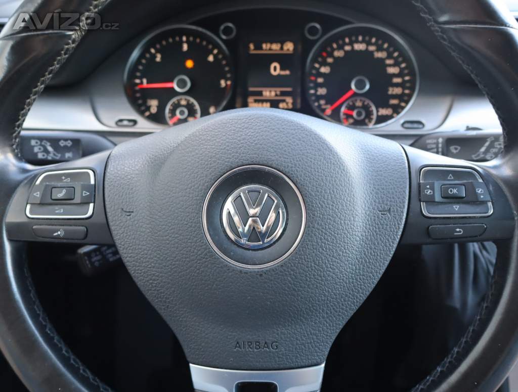 Foto inzerátu Volkswagen Passat 2.0 TDI