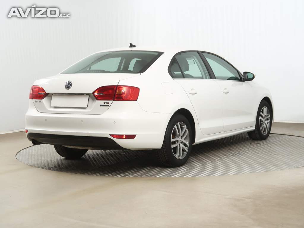 Foto inzerátu Volkswagen Jetta 1.6 TDI
