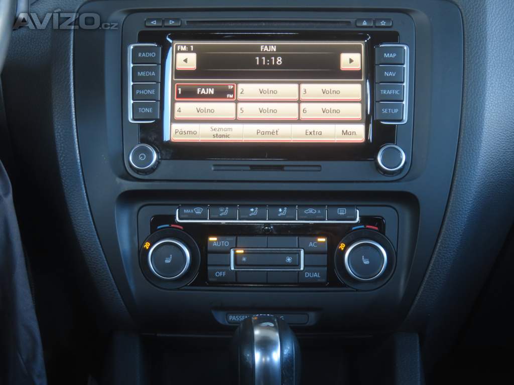 Foto inzerátu Volkswagen Jetta 1.6 TDI