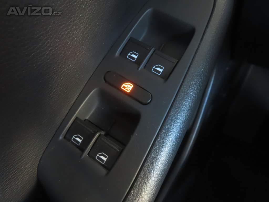 Foto inzerátu Volkswagen Jetta 1.6 TDI