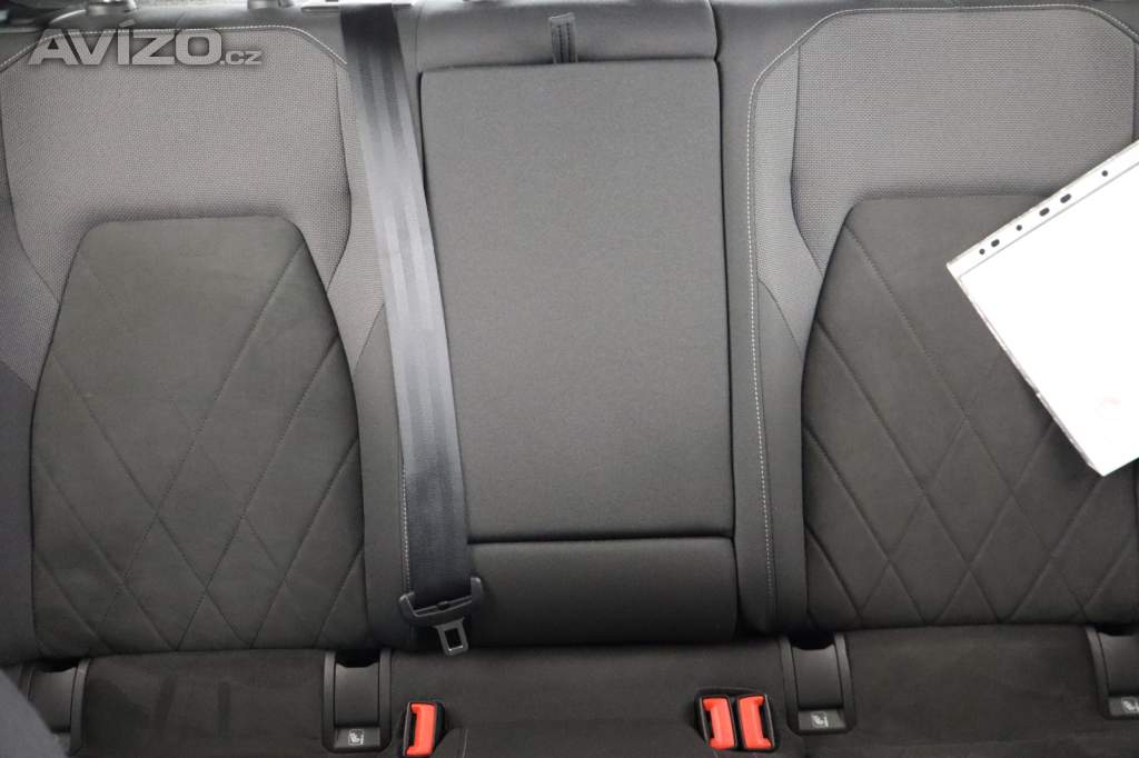 Foto inzerátu Volkswagen Golf 1.5 TSI