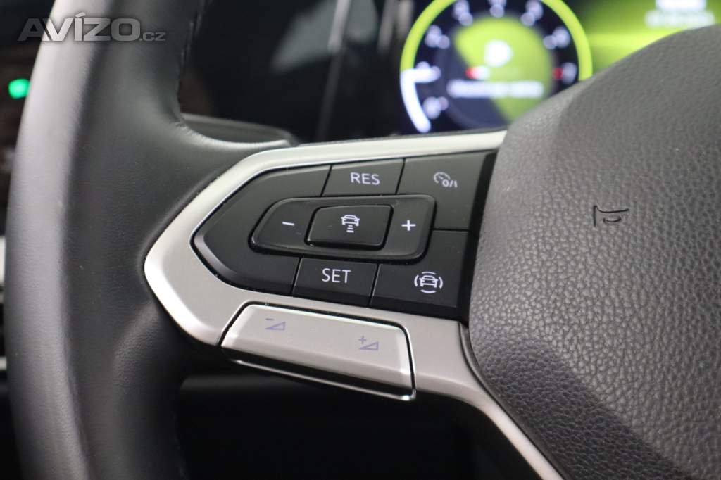 Foto inzerátu Volkswagen Golf 1.5 TSI