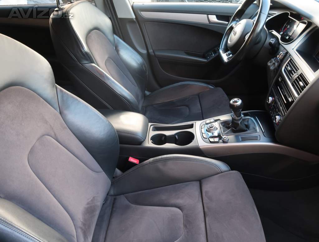 Foto inzerátu Audi A4 2.0 TDI